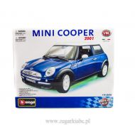 Mini Kit Coupe 2001 1:24 do składania 504498 Bburago - img_1706[2].jpg